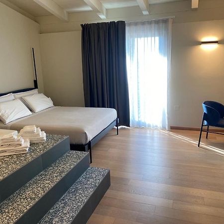 Terra Di Vento Bed & Breakfast Montecorvino Pugliano Bagian luar foto