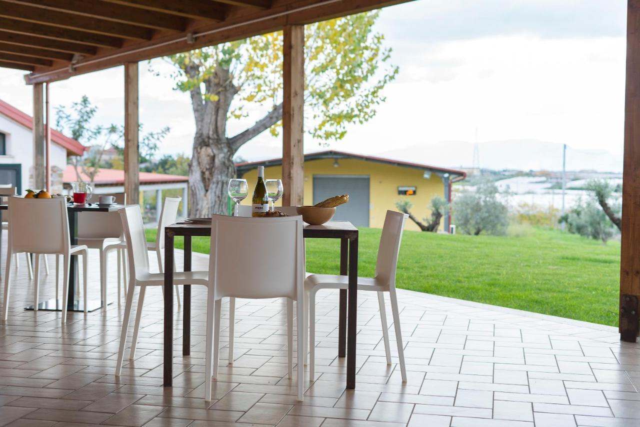 Terra Di Vento Bed & Breakfast Montecorvino Pugliano Bagian luar foto
