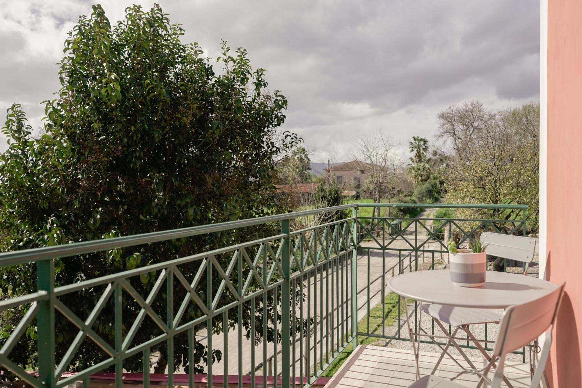 Terra Di Vento Bed & Breakfast Montecorvino Pugliano Bagian luar foto