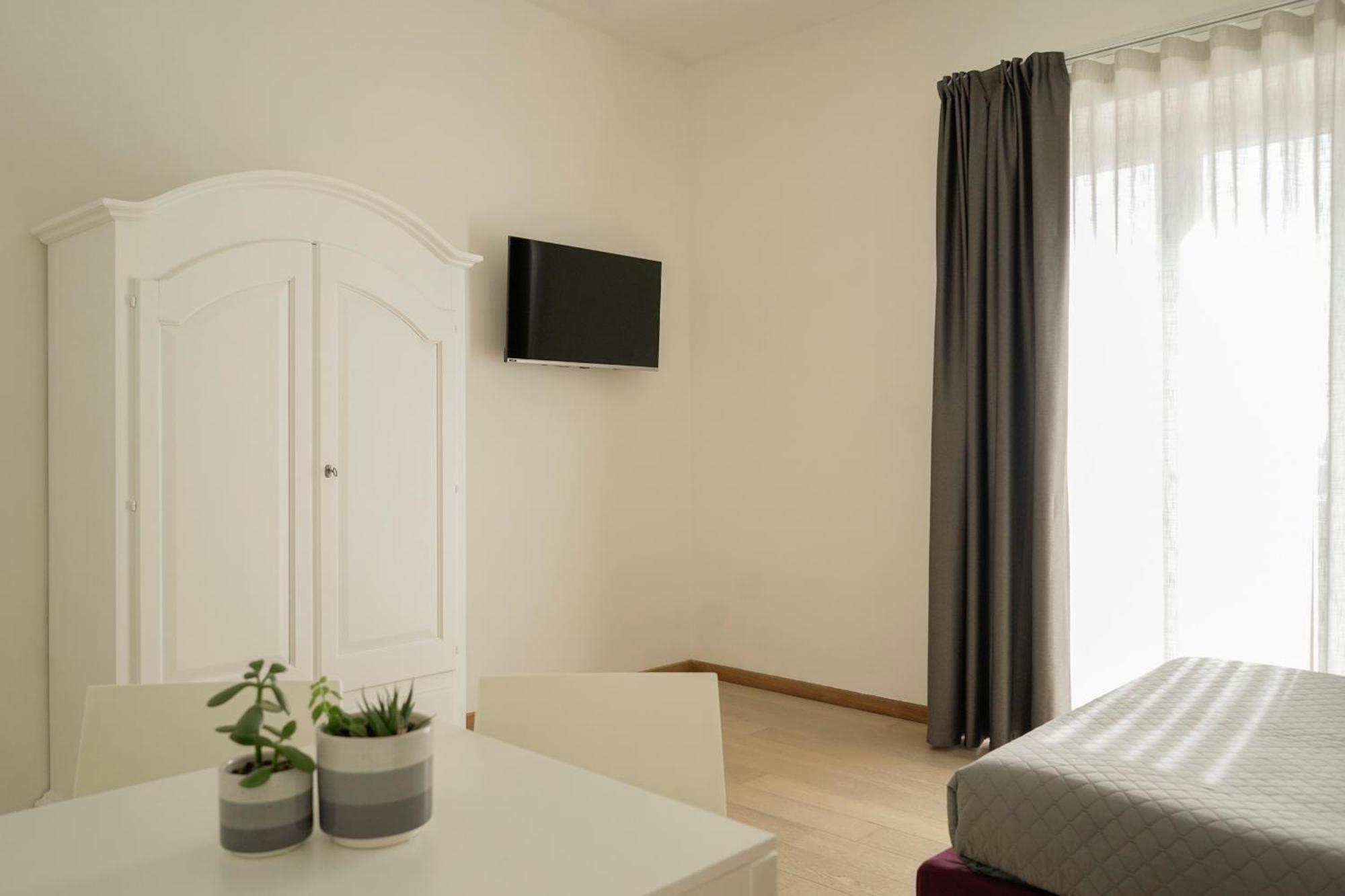Terra Di Vento Bed & Breakfast Montecorvino Pugliano Bagian luar foto