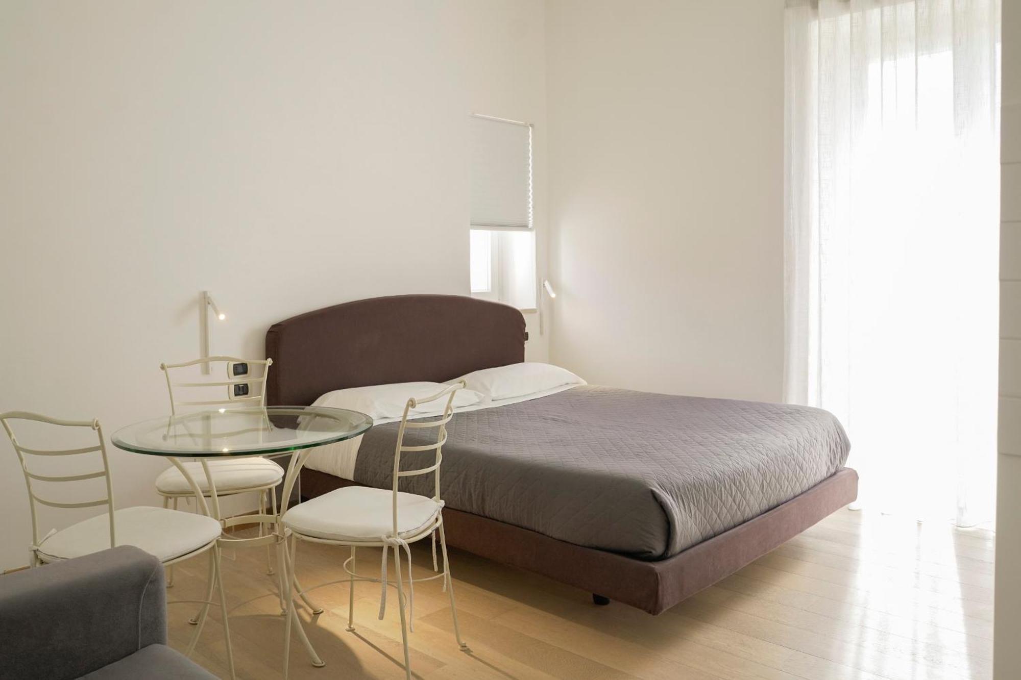 Terra Di Vento Bed & Breakfast Montecorvino Pugliano Bagian luar foto