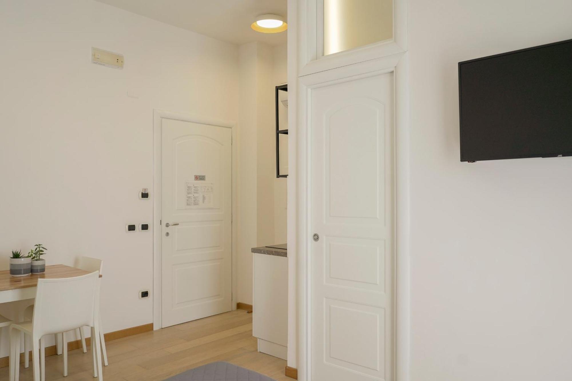 Terra Di Vento Bed & Breakfast Montecorvino Pugliano Bagian luar foto